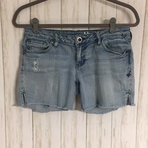 Size 7 Hurley Super Skinny Shorts